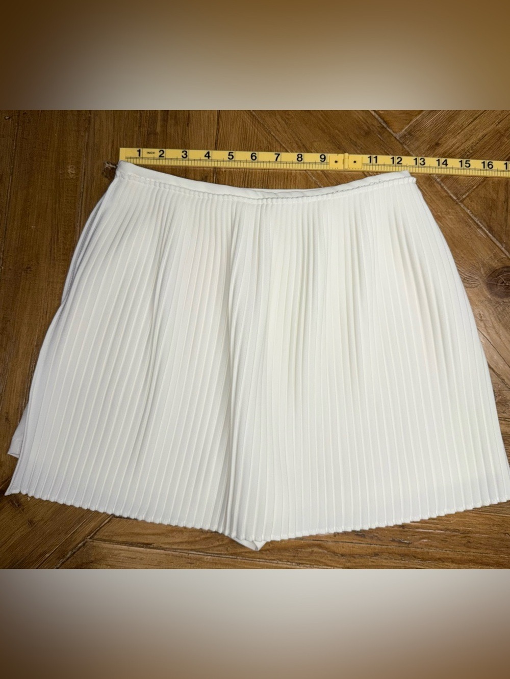 Stylenanda 3CE Boutique Pleated Wrap Skort Size Small Cream Ivory Pockets Zipper - Picture 8 of 12